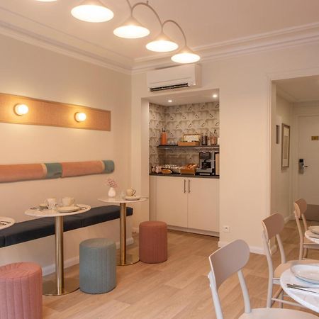 Hôtel Avama Prony Paris Exterior foto