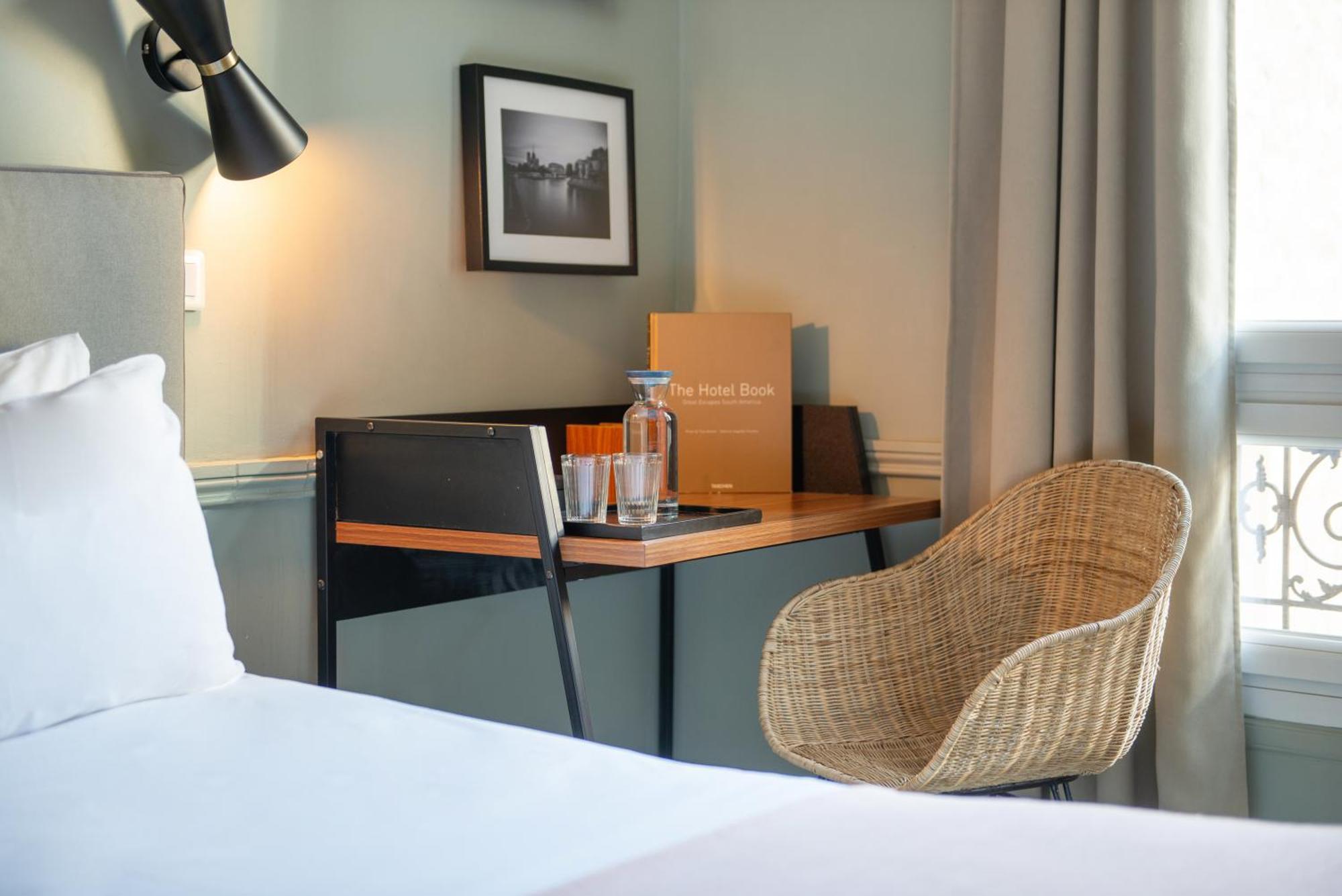 Hôtel Avama Prony Paris Quarto foto