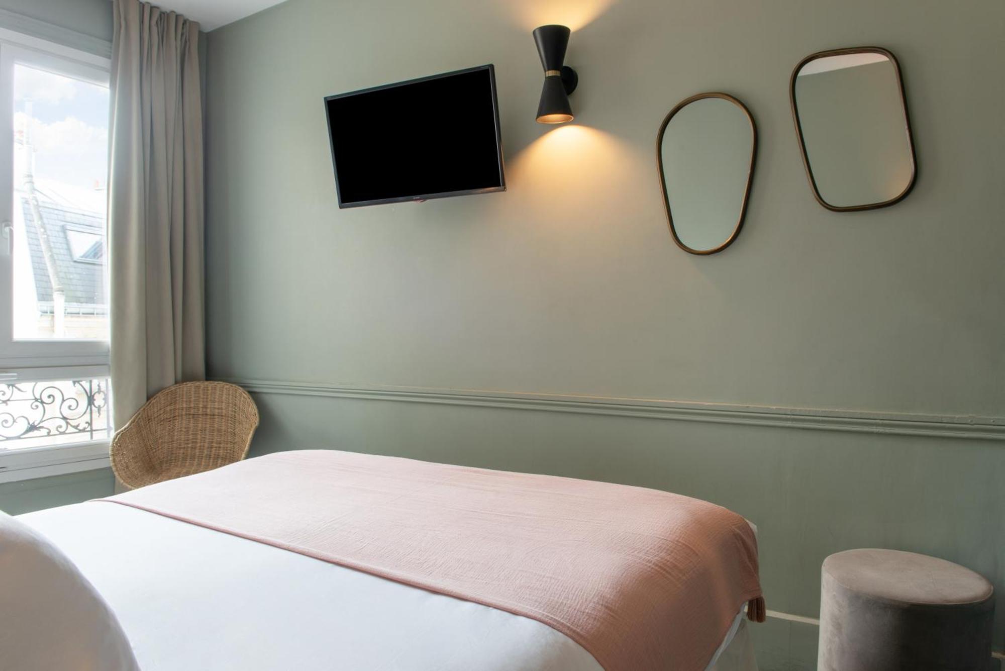 Hôtel Avama Prony Paris Quarto foto