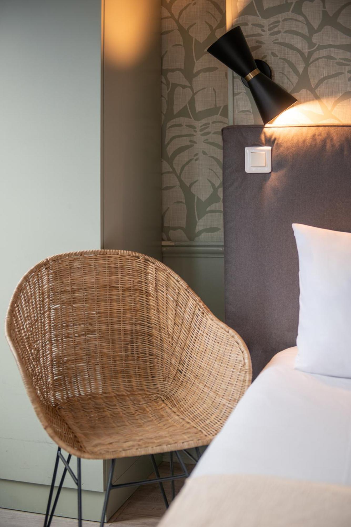 Hôtel Avama Prony Paris Quarto foto